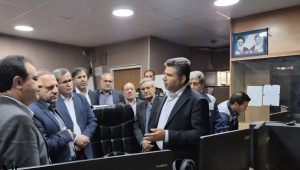 بازدید معاون اقتصادی از کارخانه سیمان