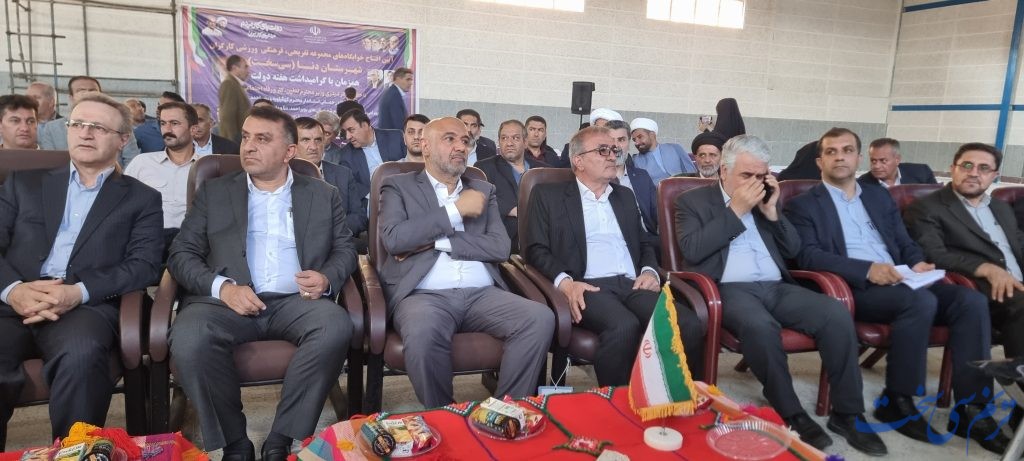 بازدید وزیر کار از مجموعه شهدای کار سی‌سخت