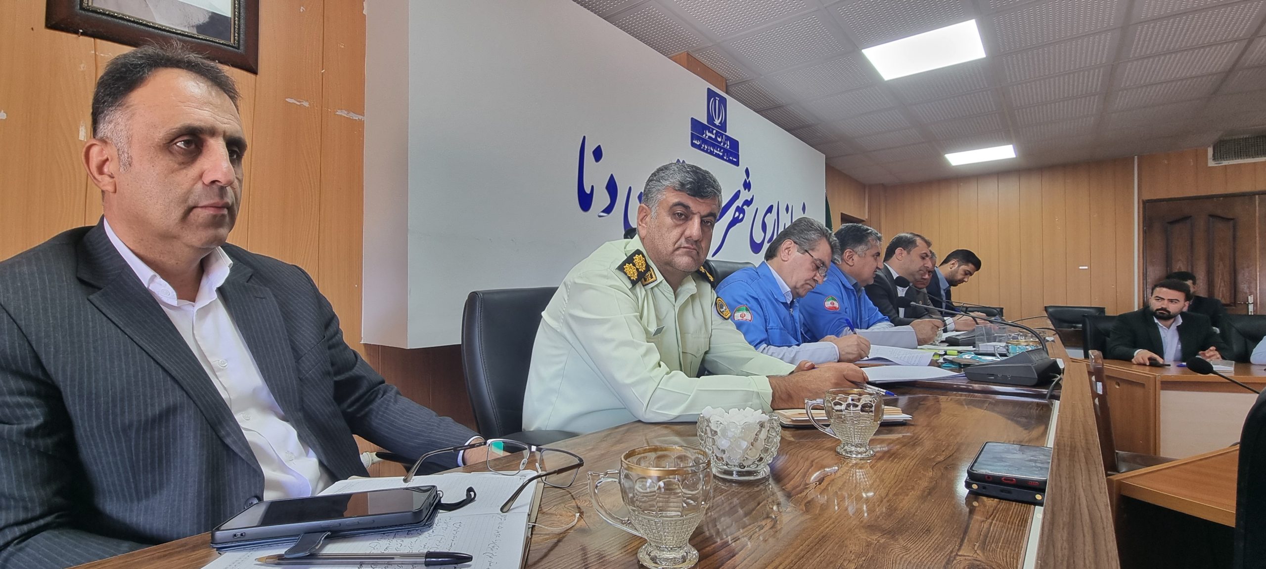 جلسه مدیریت بحران شهرستان دنا