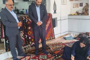 گلیم بافی بانوی میمند