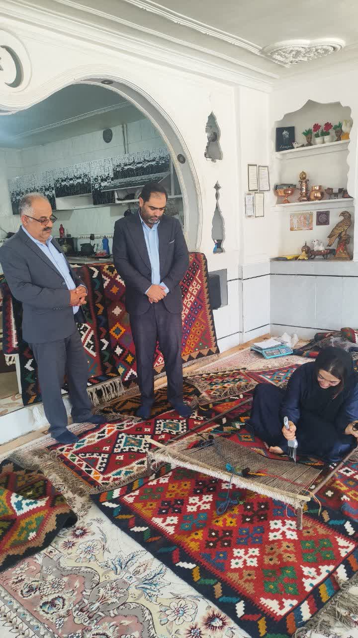 گلیم بافی بانوی میمند